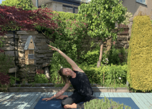 Daily Movement 9 – Stretch & Destress (15 mins)