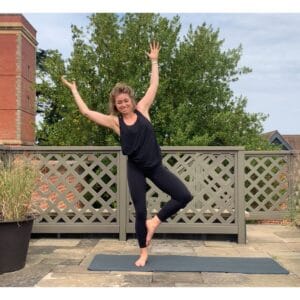 Yoga to improve your balance (30 mins)