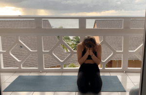 Daily Movement 10 – A blend of yoga & pilates (16 mins)