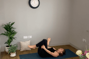 Yoga to help ease acute low back pain (23 mins)